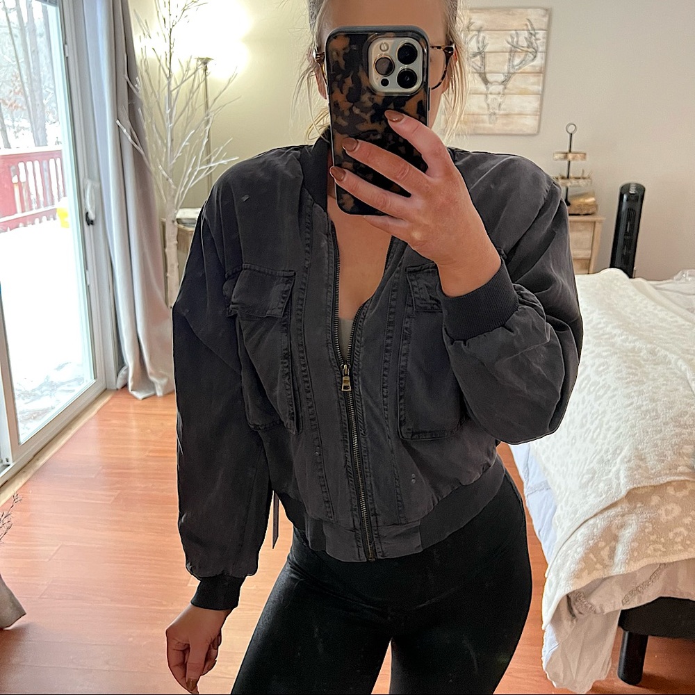 NWT Young Fabulous & Broke (YFB) cropped, gray, cargo bomber jacket-small, S